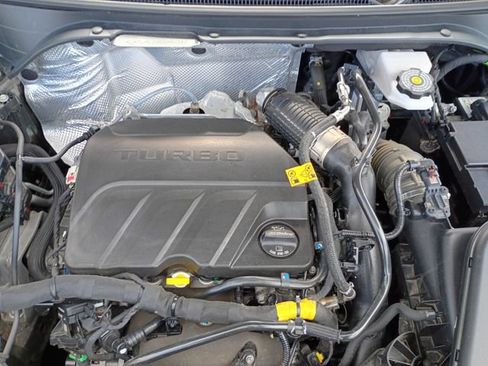 Used 2024 Buick Envista Preferred w/ Convenience I Package FWD image 22