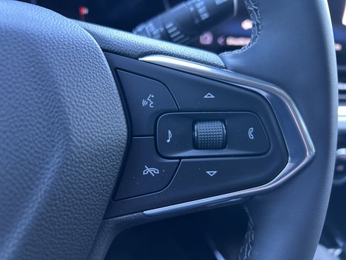 New 2025 Chevrolet Trax LT w/ Driver Confidence Package image 48