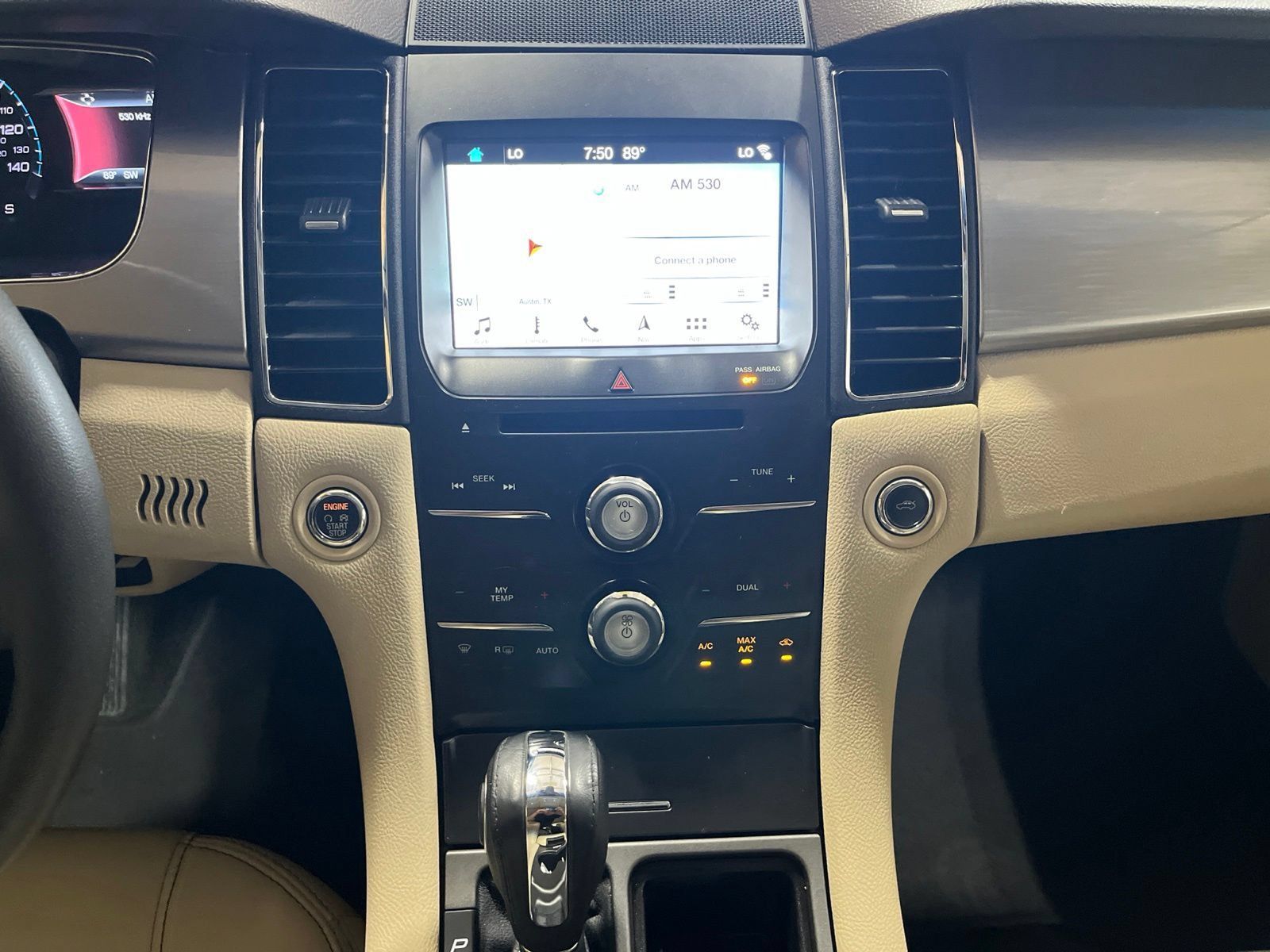 Used 2018 Ford Taurus SEL w/ Equipment Group 201A FWD image 23