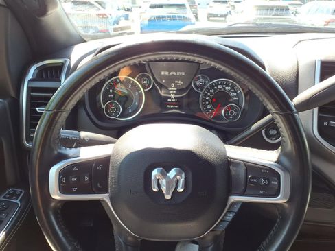 Used 2024 RAM 2500 Big Horn AWD/4WD image 12