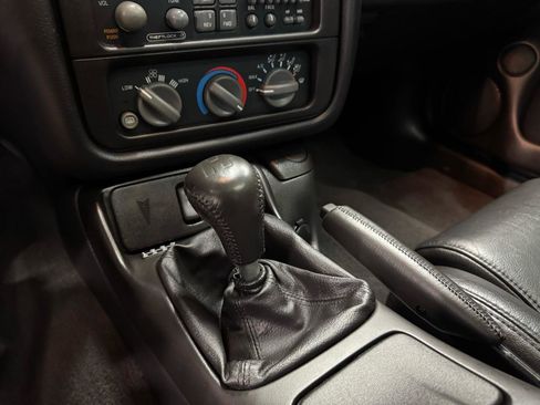 Used 2002 Pontiac Firebird Trans Am w/ SLP Firehawk Pkg RWD image 61
