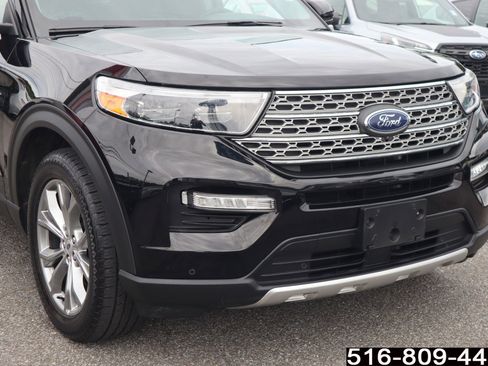 Used 2022 Ford Explorer Limited image 2