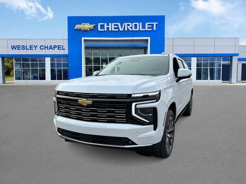 New 2026 Chevrolet Suburban High Country RWD image 1