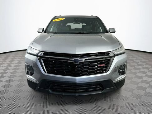 Used 2023 Chevrolet Traverse RS FWD image 4
