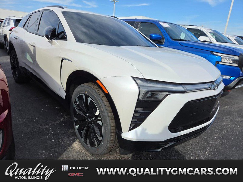 Used 2024 Chevrolet Blazer EV RS RWD image 1
