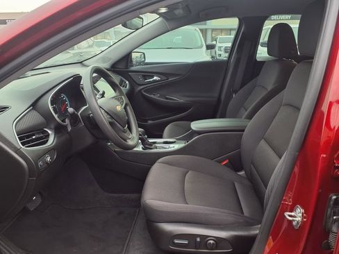 Used 2023 Chevrolet Malibu LT FWD image 16