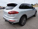 Used 2016 Porsche Cayenne image 6