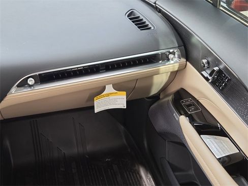 New 2026 Cadillac Lyriq V w/ Exterior Carbon Fiber Package image 16