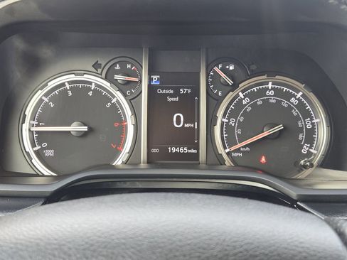 Used 2023 Toyota 4Runner TRD Sport w/ Technology Package AWD/4WD image 17