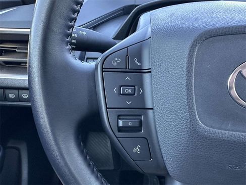 Certified 2023 Toyota Prius LE image 9