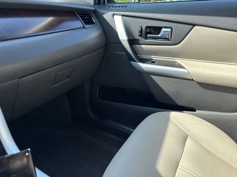 Used 2013 Ford Edge Limited w/ Driver Entry Pkg FWD image 15