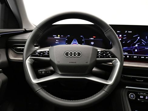 Used 2025 Audi Q5 Premium Plus w/ Premium Plus AWD/4WD image 23