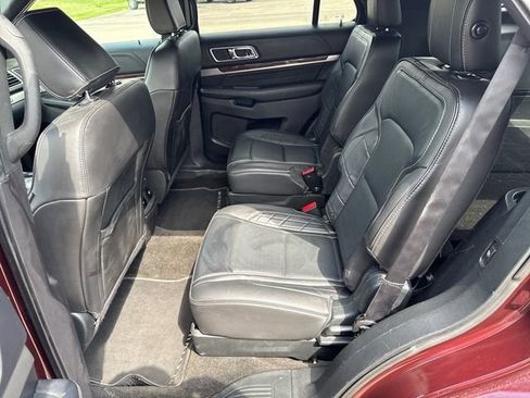Used 2018 Ford Explorer Platinum AWD/4WD image 18