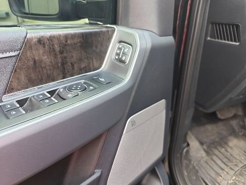 Used 2024 Ford F250 Lariat w/ Lariat Ultimate Package image 10