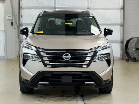 Used 2026 Nissan Rogue Platinum w/ Platinum Premium Package AWD/4WD image 2