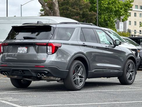 New 2026 Ford Explorer ST w/ Sun And Sound Package AWD/4WD image 4