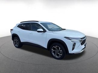 Used 2025 Chevrolet Trax LT video 2