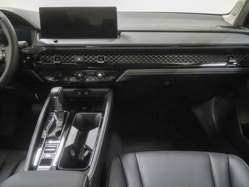 New 2025 Honda Accord Touring image 33