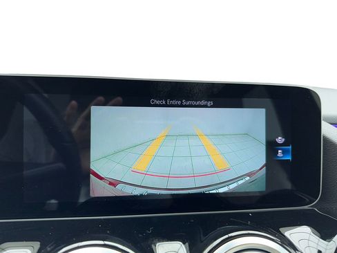 Used 2021 Mercedes-Benz GLA 250 image 19