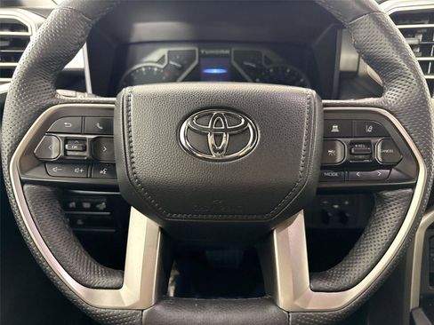 Used 2025 Toyota Tundra SR5 w/ SR5 Premium Package AWD/4WD image 17