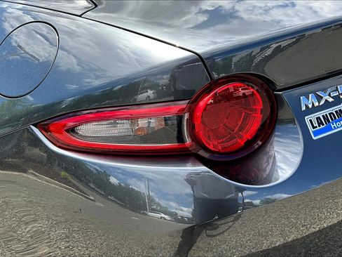Used 2021 MAZDA MX-5 Miata RF Grand Touring image 28