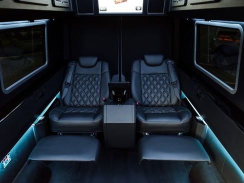 Used 2019 Mercedes-Benz Sprinter 4x4 170 image 24