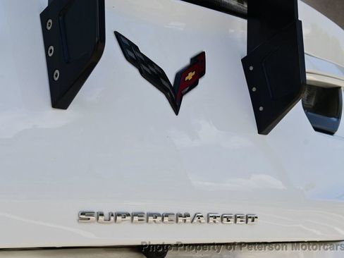 Used 2016 Chevrolet Corvette Z06 w/ 3LZ Preferred Equipment Group RWD image 24