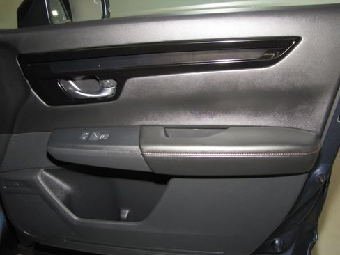 Used 2025 Honda CR-V Sport Touring image 21