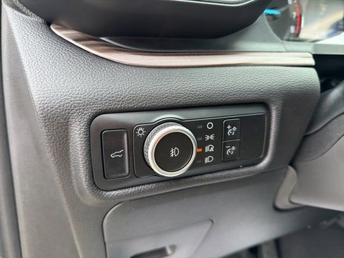 Used 2023 Ford Explorer Limited w/ Limited Technology Package image 23