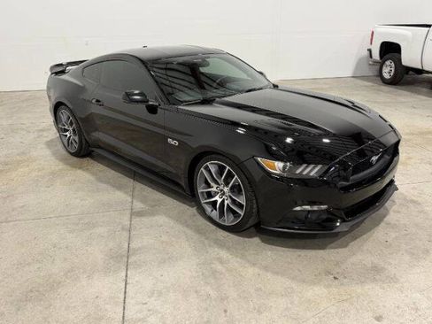 Used 2015 Ford Mustang GT Premium image 6