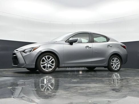 Used 2016 Scion iA FWD image 39