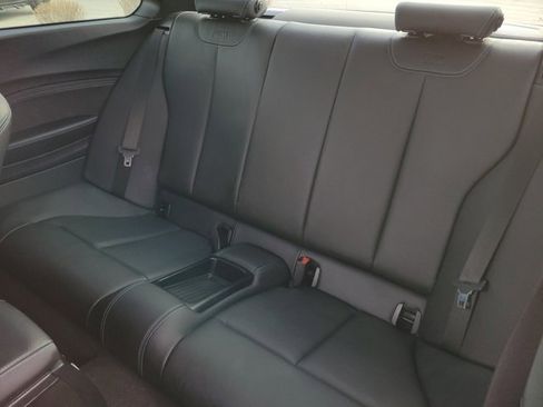 Used 2018 BMW M2 image 8