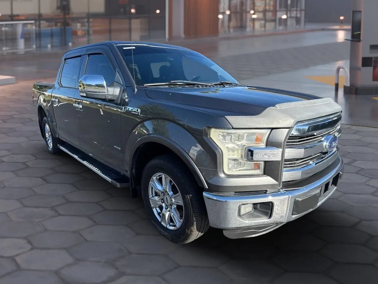 Used 2016 Ford F150 Lariat w/ Equipment Group 502A Luxury RWD image 7