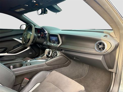 Used 2022 Chevrolet Camaro SS image 28