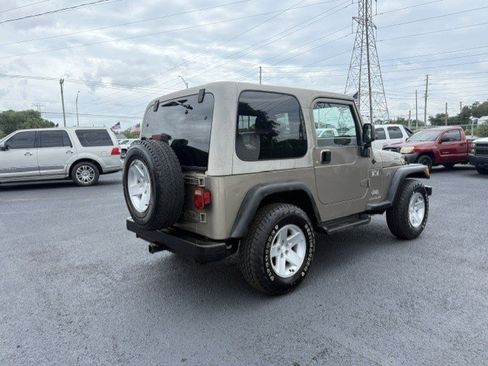 Used 2003 Jeep Wrangler X AWD/4WD image 4