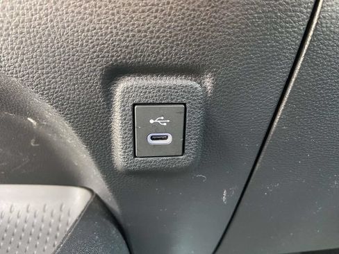 Used 2023 Toyota Corolla LE w/ LE Convenience Package FWD image 23