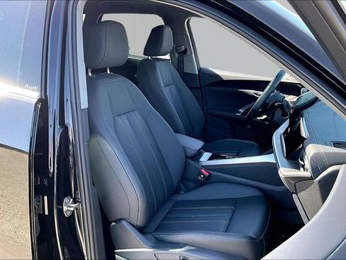 Used 2025 Audi Q5 Premium w/ Convenience Package AWD/4WD image 7