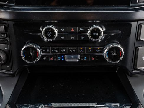 Used 2026 Ford F250 Lariat w/ Black Appearance Package image 27