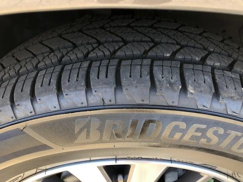 Used 2019 Nissan Pathfinder SV AWD/4WD image 10
