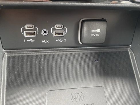 New 2025 Jeep Grand Cherokee L Altitude image 23