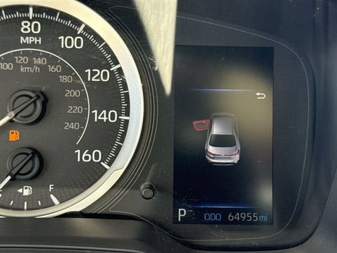 Used 2022 Toyota Corolla LE FWD image 15