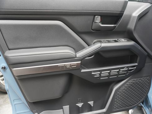 New 2025 Toyota 4Runner TRD Off-Road image 19