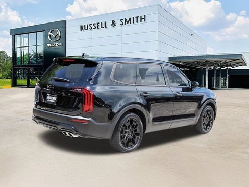 Used 2022 Kia Telluride SX w/ Nightfall Edition Package AWD/4WD image 4