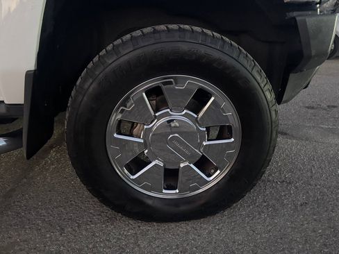 Used 2008 HUMMER H3 Alpha image 18