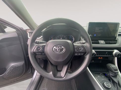 Used 2024 Toyota RAV4 XLE w/ Convenience Package AWD/4WD image 7