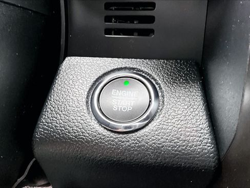 Used 2019 Ford Expedition Limited w/ Texas Edition Package RWD image 31