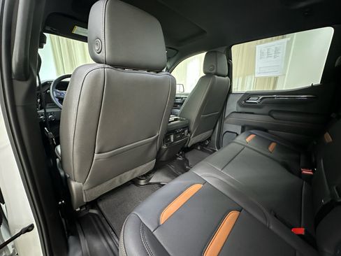 Certified 2025 GMC Sierra 1500 AT4 AWD/4WD image 25