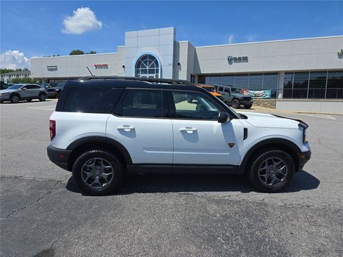 Used 2024 Ford Bronco Sport Badlands w/ Premium Package AWD/4WD image 2