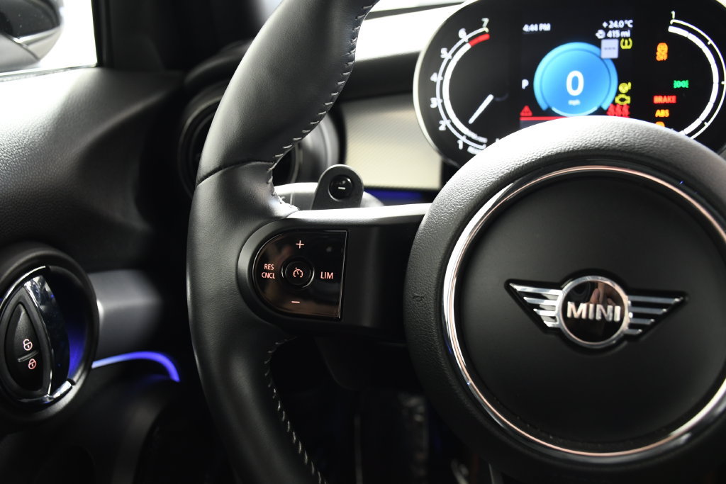 Used 2022 MINI Cooper S w/ Premium Package FWD image 28