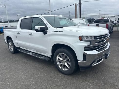 Used 2020 Chevrolet Silverado 1500 LTZ w/ LTZ Plus Package AWD/4WD image 7